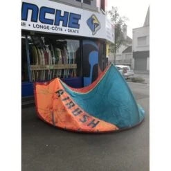 AIRUSH Wave 9m² 2018 Occasion 8 AIRUSH Wave 9m² 2018 Occasion -F-One Soldes Magasin airush wave 9m 2018 occasion 1