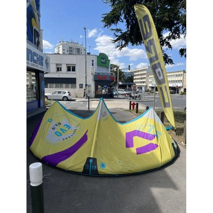 DUOTONE Evo SLS 2022 12m Occasion 4 DUOTONE Evo SLS 2022 12m Occasion – Image 2