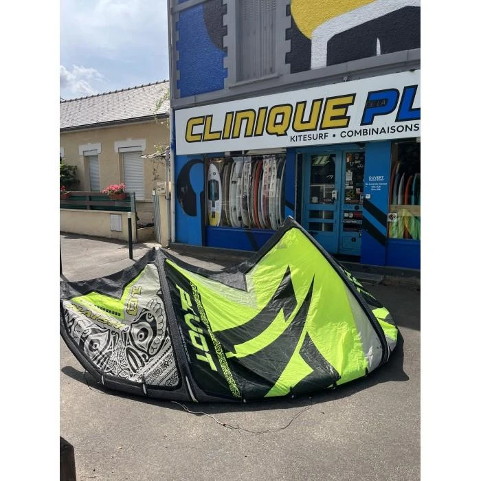 NAISH Pivot 2015 10m² Occasion 3 NAISH Pivot 2015 10m² Occasion