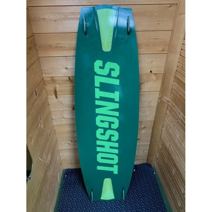 SLINGSHOT Misfit V10 2022 143 Occasion 4 SLINGSHOT Misfit V10 2022 143 Occasion – Image 2