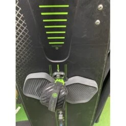 SLINGSHOT Misfit V11 2023 Carbone 143 Occasion 8 SLINGSHOT Misfit V11 2023 Carbone 143 Occasion -F-One Soldes Magasin slingshot misfit v11 carbone 143 occasion 2